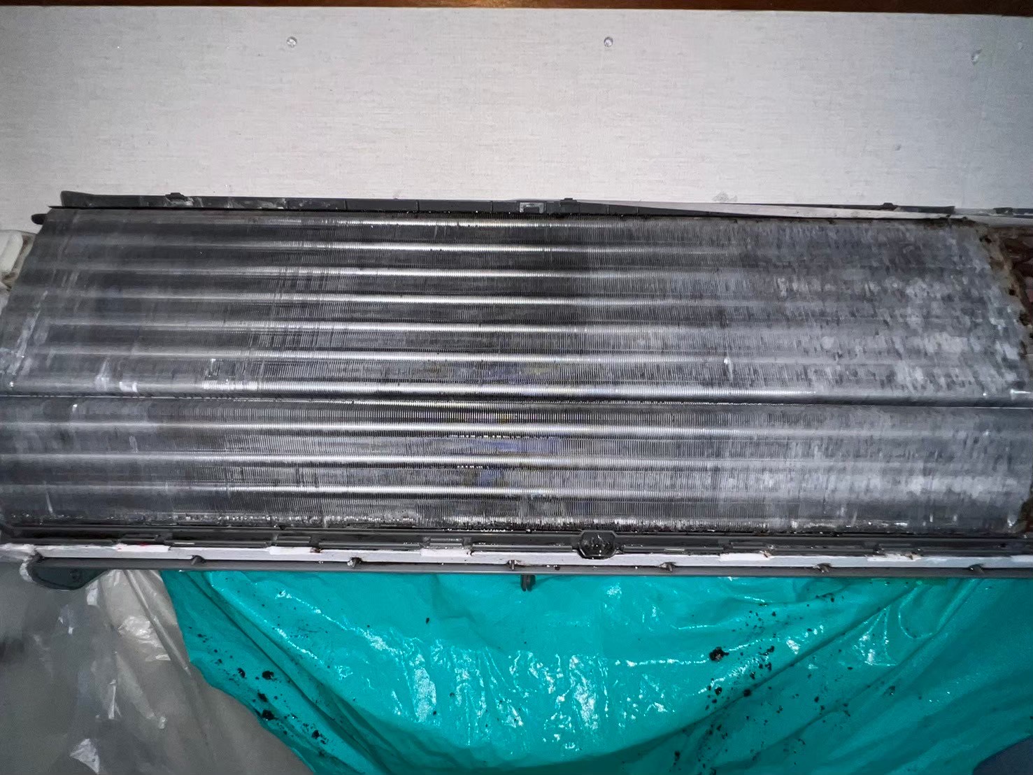 清掃後のエアコン1